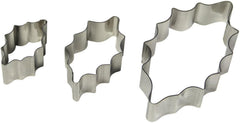 Formă de biscuiți cu flori de ilex, 2 x 1,2 x 5,3 cm, argintie