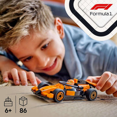 LEGO City Závodník F1 se závodním autem Mclaren - Model formule 1 se závodním autem a minifigurkou - malý dárek pro chlapce a dívky od 6 let nebo fanoušky motoristického sportu 60442 Stavebnice Besuche den LEGO-Store