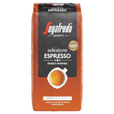 Segafredo Zanetti Selezione Espresso - Boab întreg (pachet de 1 kg) - Potrivit pentru toate specialitățile de cafea italienești - Prăjire medie spre închisă, aromă puternică și intensă