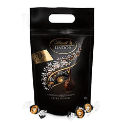 Lindt LINDOR Extra tmavé čokoládové kuličky a LINDOR Jahodové krémové čokoládové kuličky | 1 kg uzavíratelný sáček | cca. 80 bílých čokoládových kuliček s jahodovým krémem