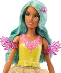 Barbie Ein Verborgener Zauber - Teresa Puppe mit märchenhaftem Outfit, gewelltes Haar und Kamm für Frisierspaß, für Kinder ab 3 Jahren, HLC36
