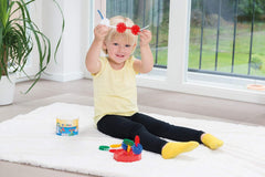 Lena 35946 Steckspiel Rondi 45 v Baudose, 55 Teile in bunten Farben, ca. 45 mm, 3 Jahre až 10 Jahr, Konstruktionsspielzeug mit Steckteilen, Mehrfarbig