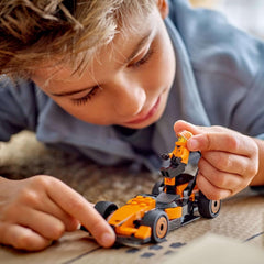 LEGO City Závodník F1 se závodním autem Mclaren - Model formule 1 se závodním autem a minifigurkou - malý dárek pro chlapce a dívky od 6 let nebo fanoušky motoristického sportu 60442 Stavebnice Besuche den LEGO-Store