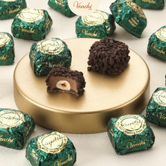 Venchi – Chocoviar Gianduia, pralinky v 1 kg sáčku, čokoláda Gianduia vyráběná výhradně z "lesních lískových oříšků Piemontu", bez lepku, bez umělých barviv a bez konzervantů