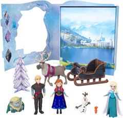 Mattel DISNEY Frozen - Set de basm cu 6 figurine jucăușe preferate, ambalaj interactiv și accesorii pentru copii, HLX04