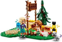 LEGO Friends Lukostřelba v dobrodružném táboře Dětská stavebnice s lukem a šípem, 2 figurkami a umyvadlem, pro dívky a chlapce Věk 6+ 42622 Stavebnice Besuche den LEGO-Store