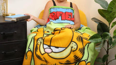 Silver Buffalo Garfield závěsná deka, fleece, 114,3 X 152,4 cm Silver Buffalo Beds and Deky