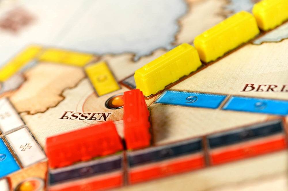 Asmodee, Ticket to Ride: Europe, Days of Wonder, Základní hra, Rodinná hra, Stolní hra, 2–5 hráčů, Věk 8+, 30–60 minut, Němčina