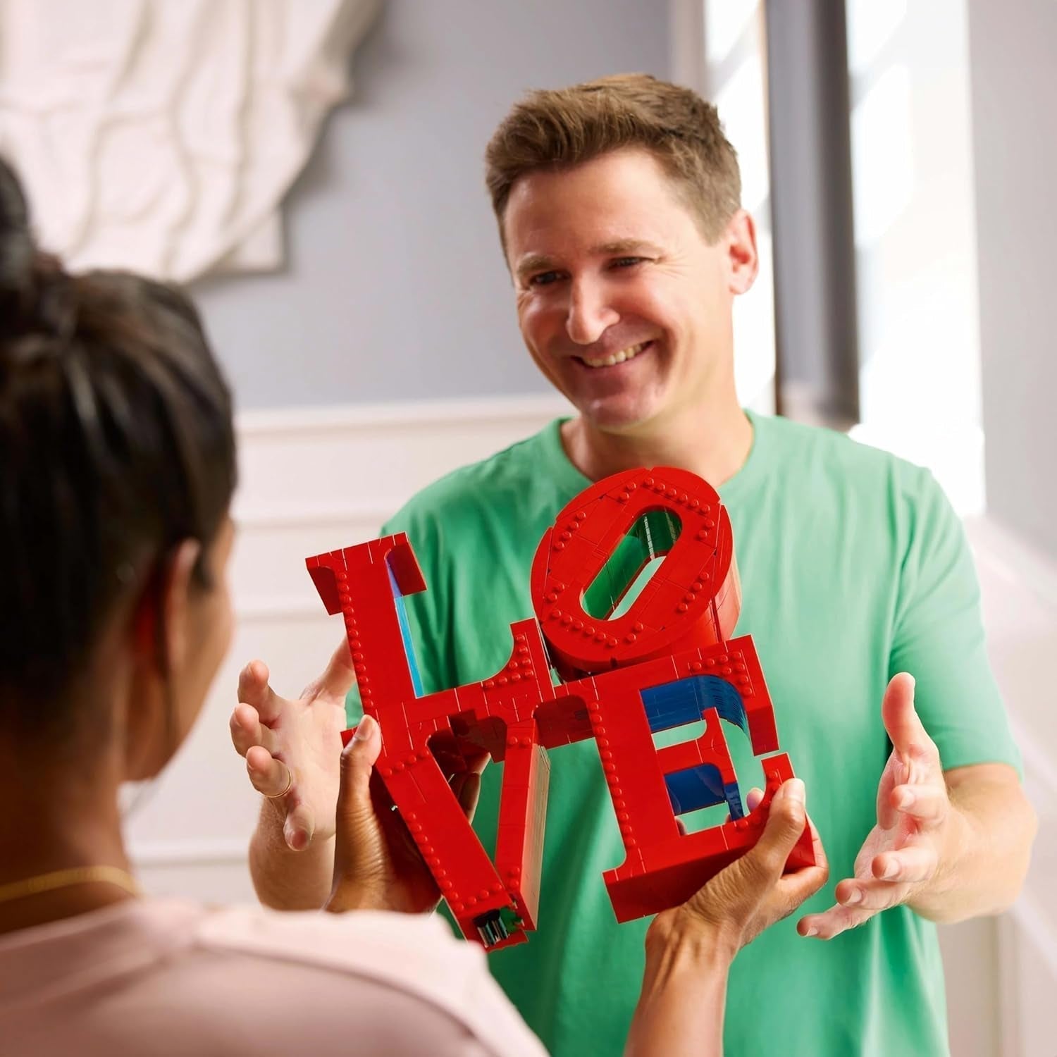 Stavebnice LEGO Art Love pro dospělé Domácí dekorace Dárek k Valentýnu a ke Dni matek pro ženy a muže Kreativní činnost pro milovníky umění a designu 31214 Stavebnice Besuche den LEGO-Store