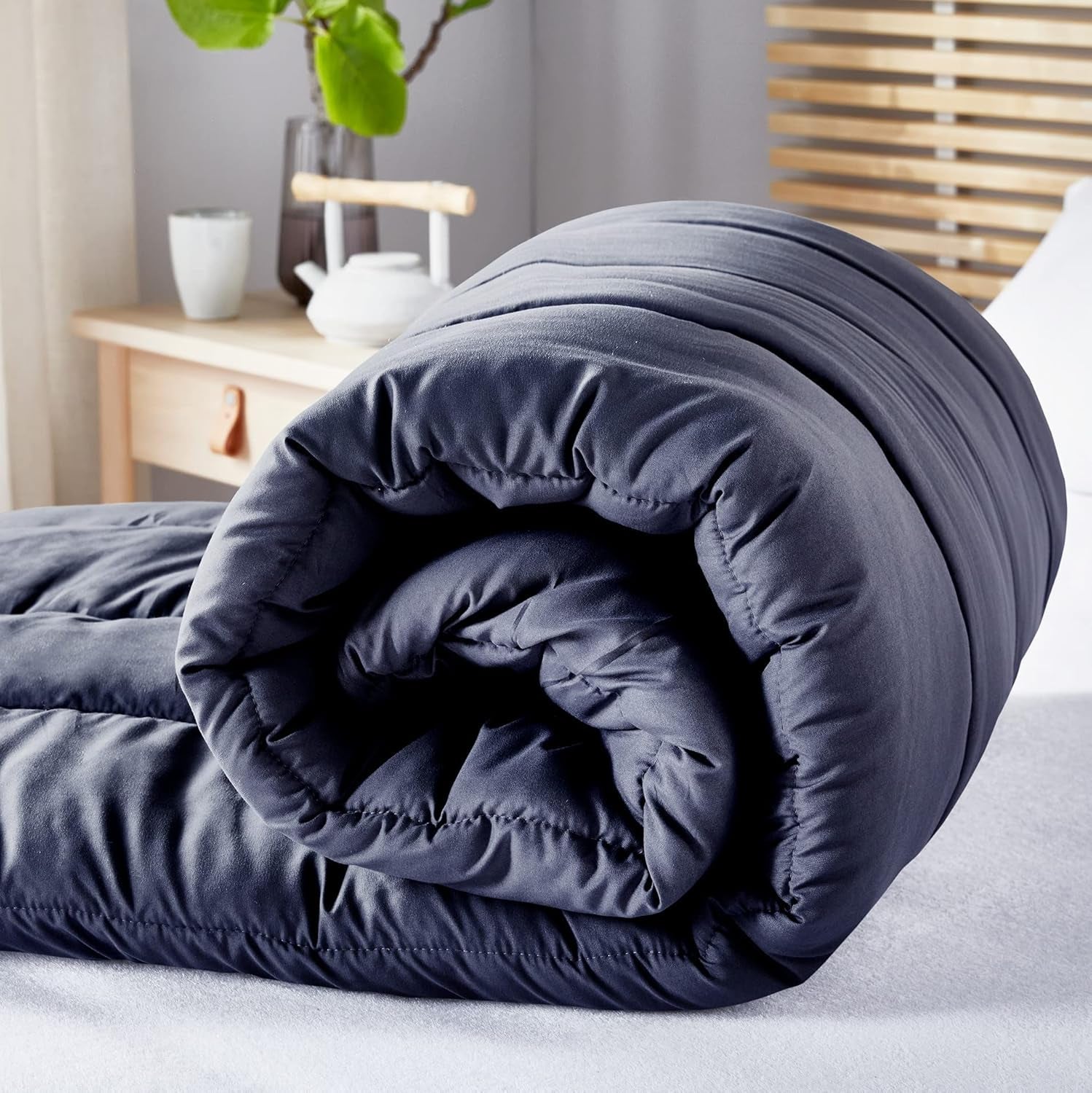 Pikolin Home - Oboustranná přikrývka 300 G - Dvoubarevná severská výplň - Do postele 105 - pohodlná, teplá, prodyšná, zelená, 180 X 260 cm Přikrývky a přikrývky Naty Shop