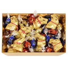 Barevné Lindt čokoládové velikonoční hnízdo | 310 g | 8 x Mini Golden Bunnies, 26 x Lindor mléčná čokoládová vejce, 15 x Lindor bílá čokoládová vejce, 10 x Lindor vejce z tmavé čokolády | Velikonoční čokoláda | Dárek z čokolády