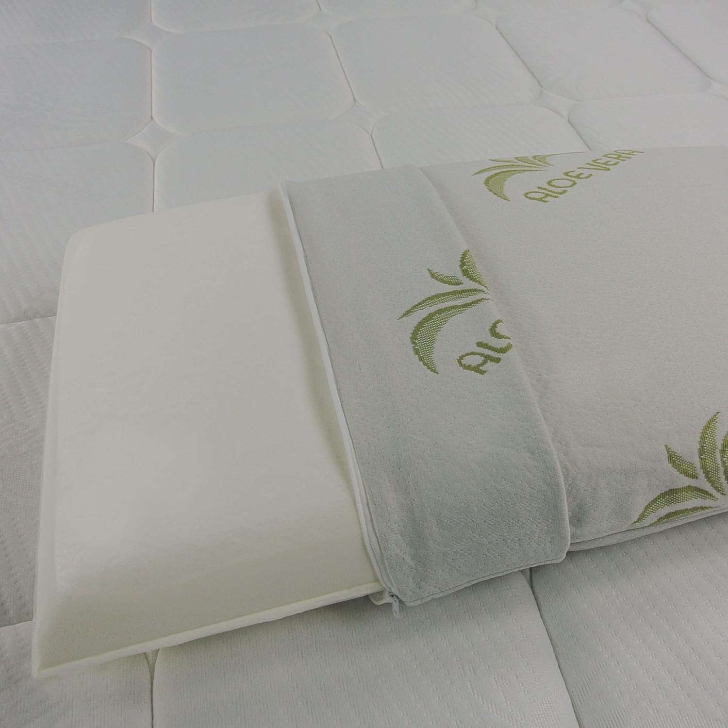 Pernă din spumă cu memorie, tip săpunieră, căptușeală din aloe vera Perne standard Naty Shop