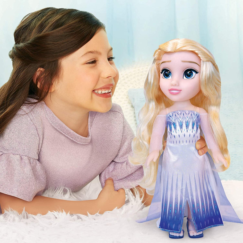 Disney Frozen 2 ELSA The Snow Queen Doll – 35 cm vysoká, pohyblivá panenka v ikonických módních šatech a dlouhých vlajících vlasech pro extra zábavu při hraní, pro dívky od 3 let, 214894 Naty Shop Dolls
