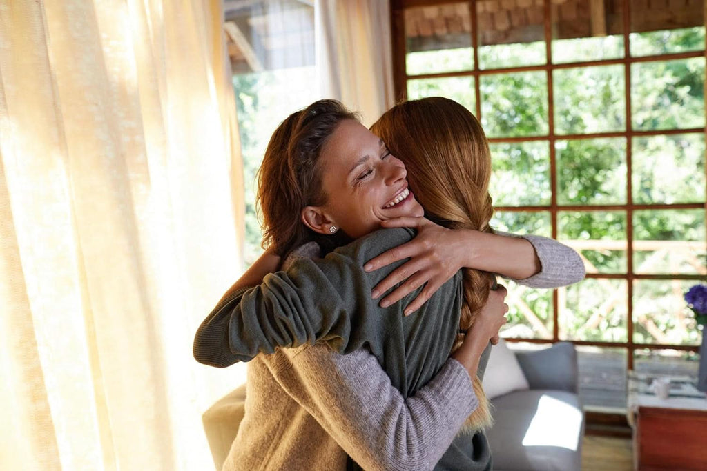 Kneipp, Pachet cadou cu 2 geluri de duș de aromaterapie, 2 x 200 ml Duș și baie Naty Shop