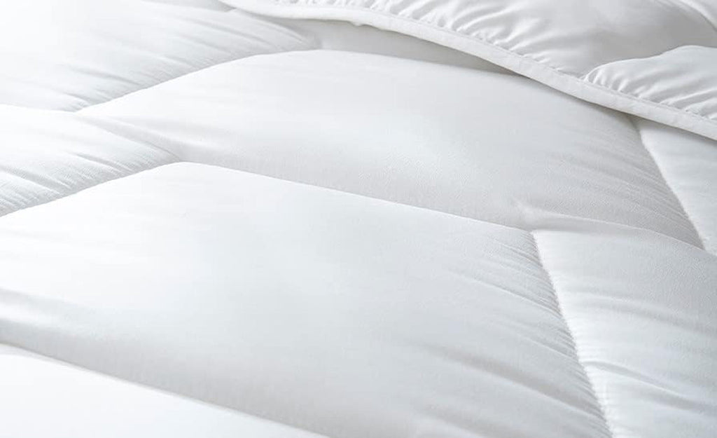 Abeil Husă de plapumă Acaristop cu efect împotriva acarienilor și antibacterian, poliester, alb, 220 X 240 cm Plapumi si pilote Naty Shop