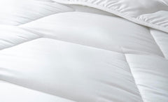 Abeil Acaristop povlak na přikrývku s antiroztočovým a antibakteriálním účinkem, polyester, bílý, 220 X 240 cm Přikrývky a přikrývky Naty Shop