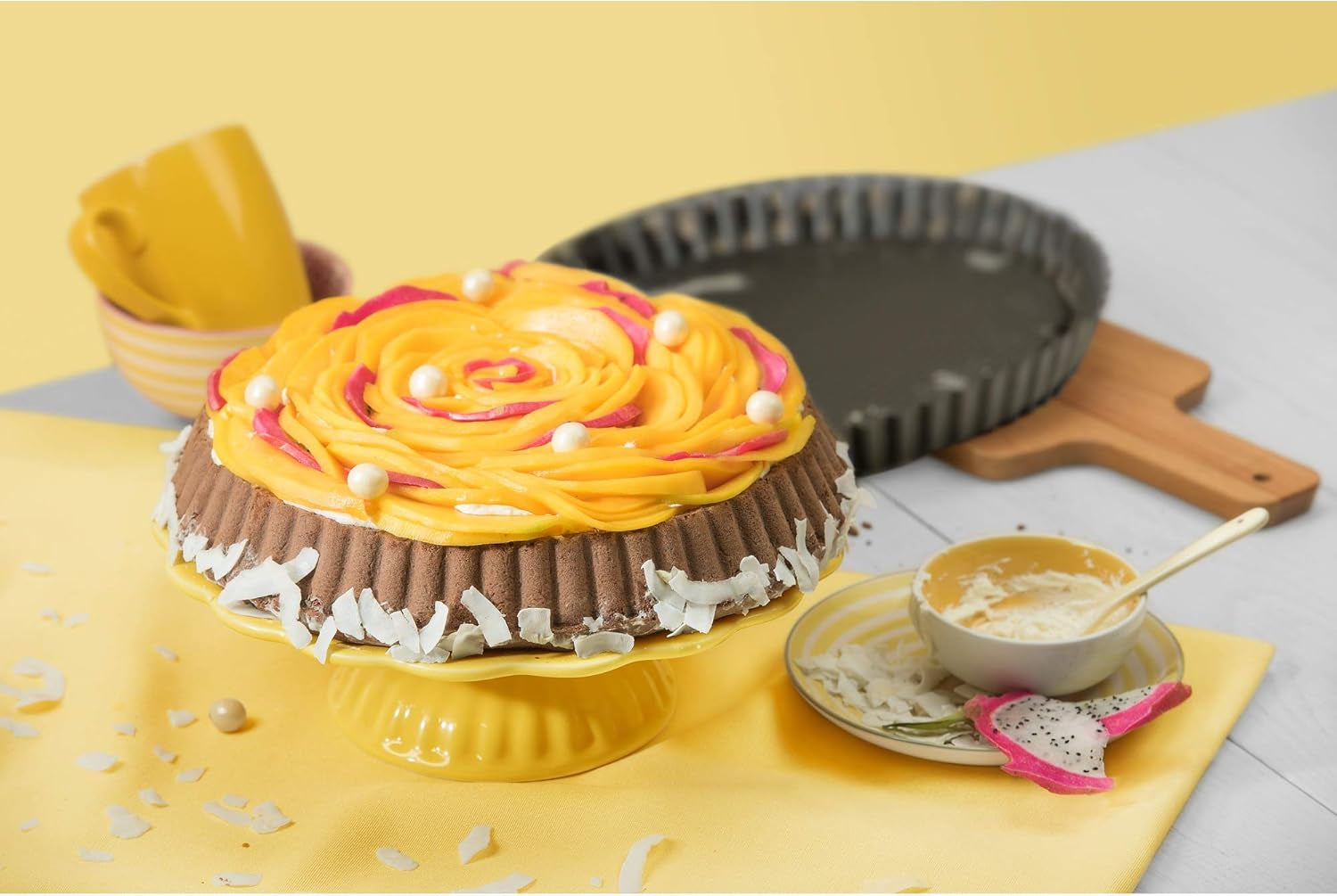 ORIGINAL KAISER Classic Obstbodenform 28 Cm, Obstkuchenform, Gleichmäßige Bräunung & Classic Mini Torteletts 6 Stück, Tartelette Förmchen 10 Cm, Tarteform Klein, Tortelettförmchen Antihaftbeschichte Formy a plechy na pečení Naty Shop