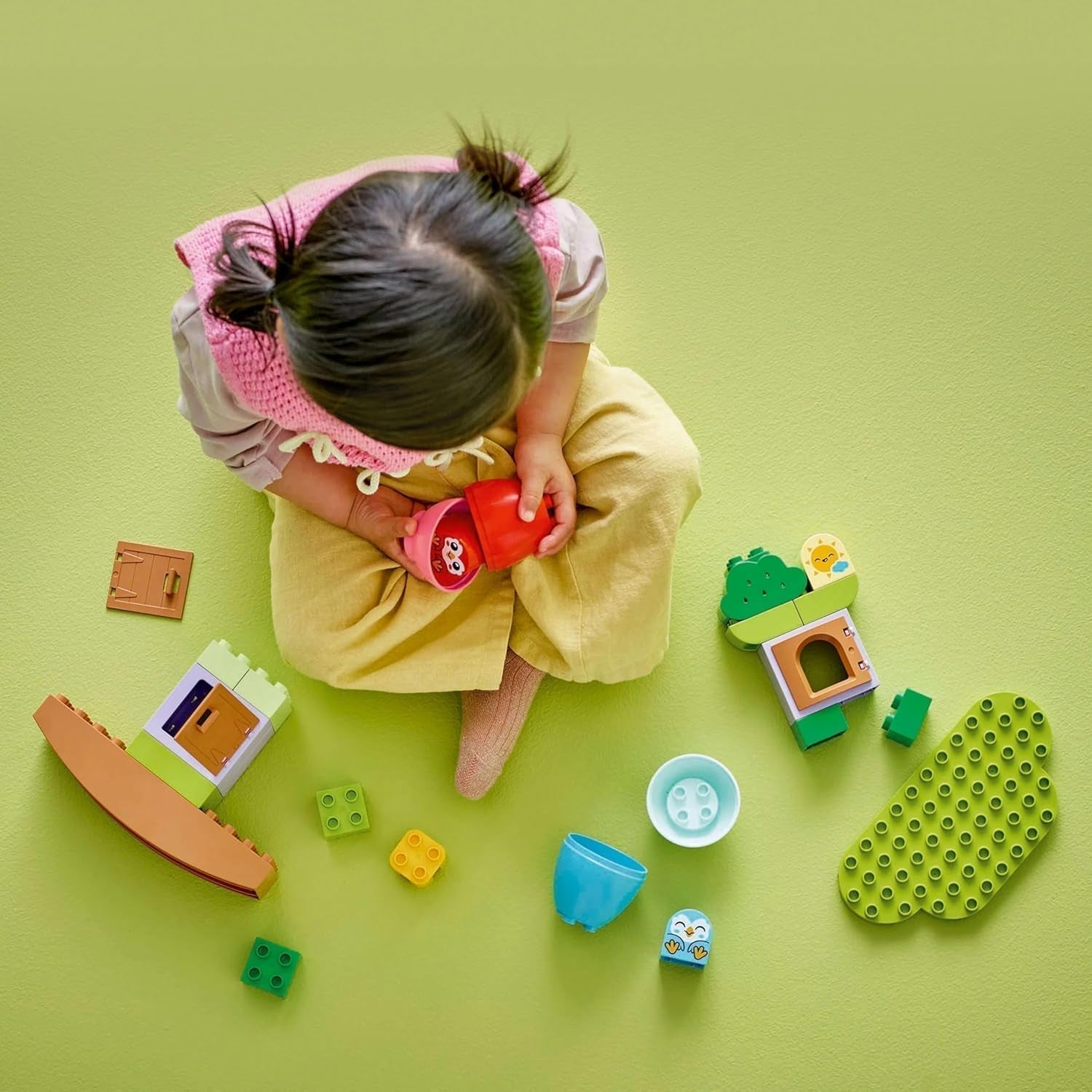 LEGO DUPLO strom na balancování a skládání, vývojová hračka, stavebnice pro děti od 18 měsíců, kreativní hračka pro děti, vzdělávací hračka se 2 hračkami ptáčky 10440 Stavebnice Besuche den LEGO-Store