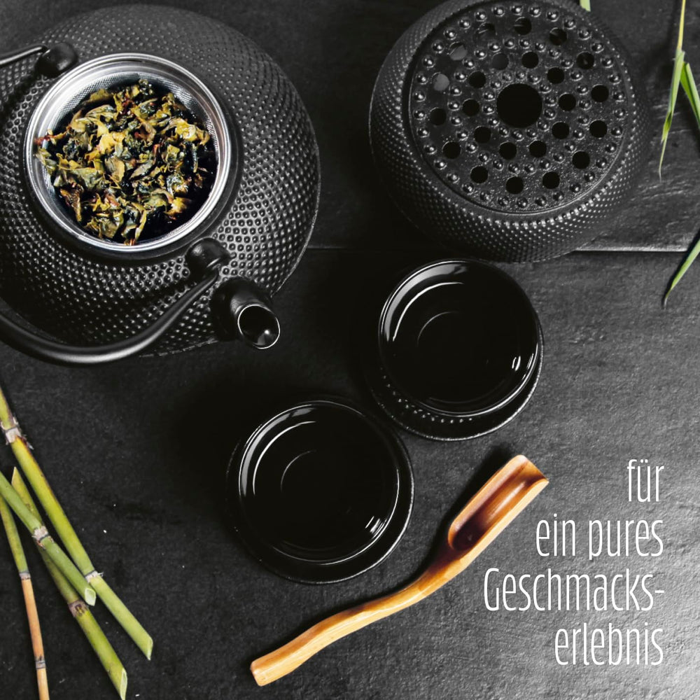 Set de ceai Lumaland cu 8 piese | Ceainic din fontă Tetsubin de 1,4 litri | Încălzitor din fontă | 2 cești de ceai și 2 farfurioare | Set de ceai japonez, inclusiv lingură de măsurat din bambus și infuzor din oțel inoxidabil