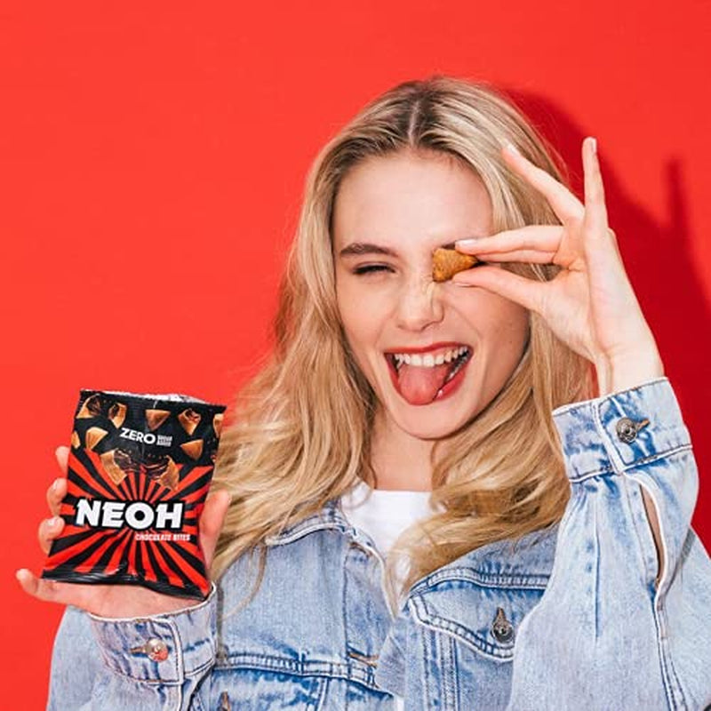 NEOH Čokoládové kousnutí | Bez přidaného cukru, 100 kcal na porci, křupavé kousky s krémovou lískooříškovou a kakaovou náplní, perfektní s sebou nebo jako náhrada müsli | Keto, Nízkosacharidové | Balení 3 x 29 g