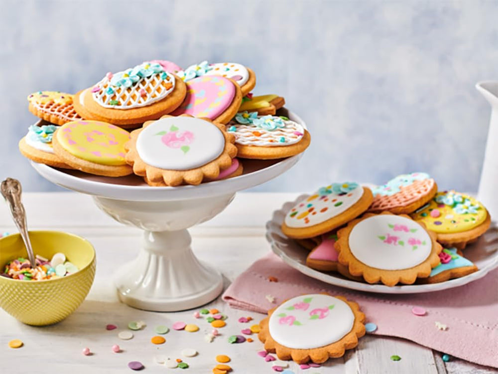 Funcakes Mix Für Kekse: Einfach Zu Verwendende, Knusprige Und Knusprige Kekse, Perfekt Zum Dekorieren Mit Fondant-Oder Royal Icing, Auch Als Tortenkruste Geeignet, Halal., 1 kg Směs na pečení a vaření Naty Shop