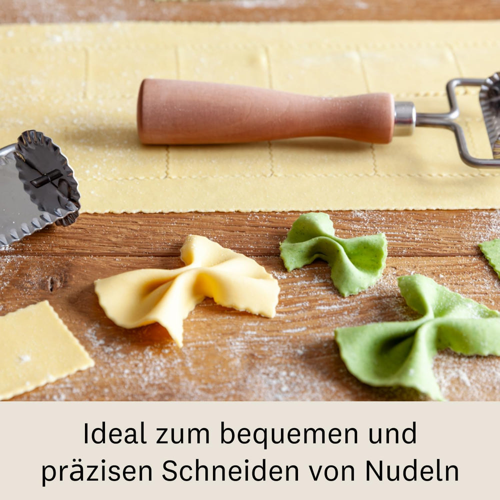 Formă de biscuiți pătrată MARCATO, zimțată, instrument pentru tort, oțel, 6 cm, tăiere precisă, robustă și durabilă