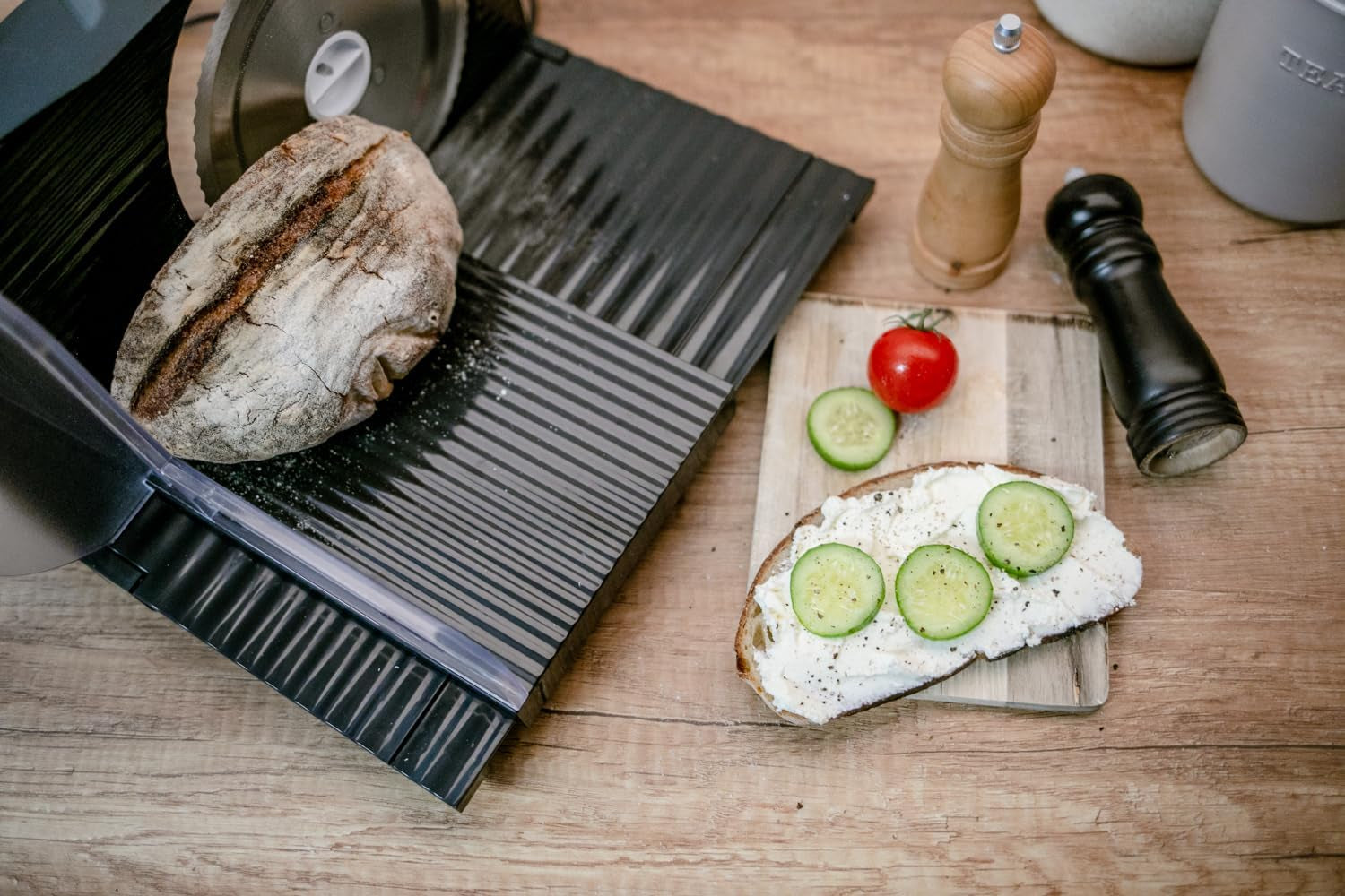 Feliator multifuncțional Steba, grosime de tăiere reglabilă până la 17 mm, protecție pentru mână Rasnite si Feliatoare Naty Shop