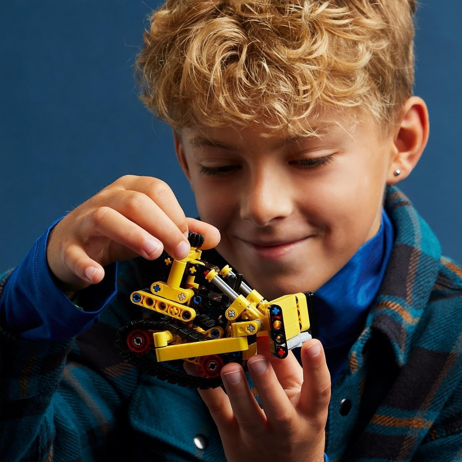 Stavebnice těžkého buldozeru LEGO Technic Buldozer Přidejte na své staveniště Stavební hračka pro děti Technický dárek pro chlapce a dívky 7 let 42163 Stavebnice Besuche den LEGO-Store