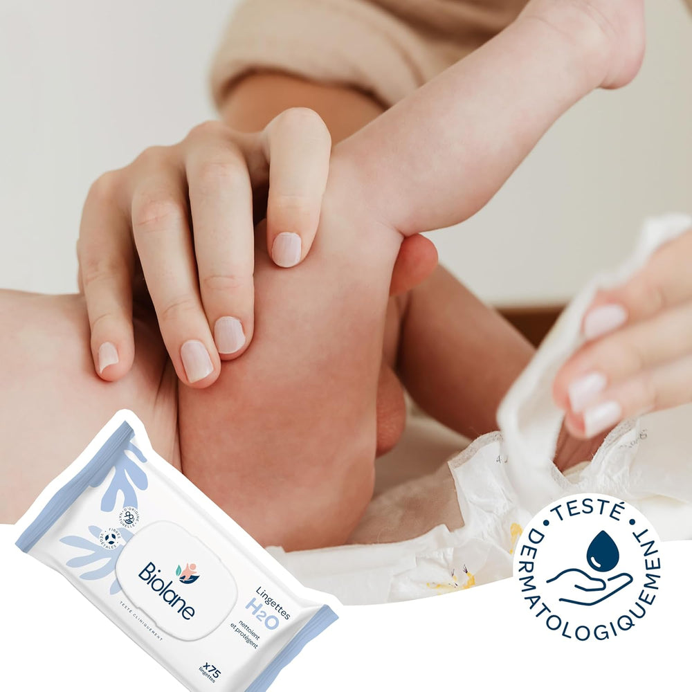 BIOLANE - Dětské vlhčené ubrousky s vodou - 225 ubrousků - 3 x 75 kusů - Jemné a účinné čištění - Od narození - Francouzská kvalita