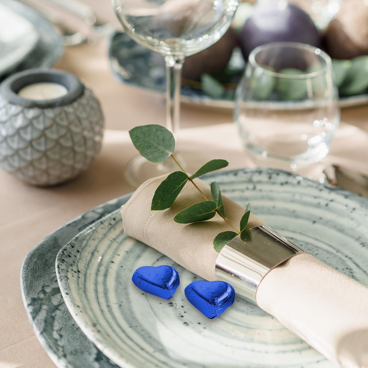 Günthart 150 modrých čokoládových srdcí s nugátovou náplní | Tučňáci s nugátovým krémem | Blue Chocolate Penguin Hearts | Soutěž | Modré čokoládové srdce | Tučňák (1,2 kg)