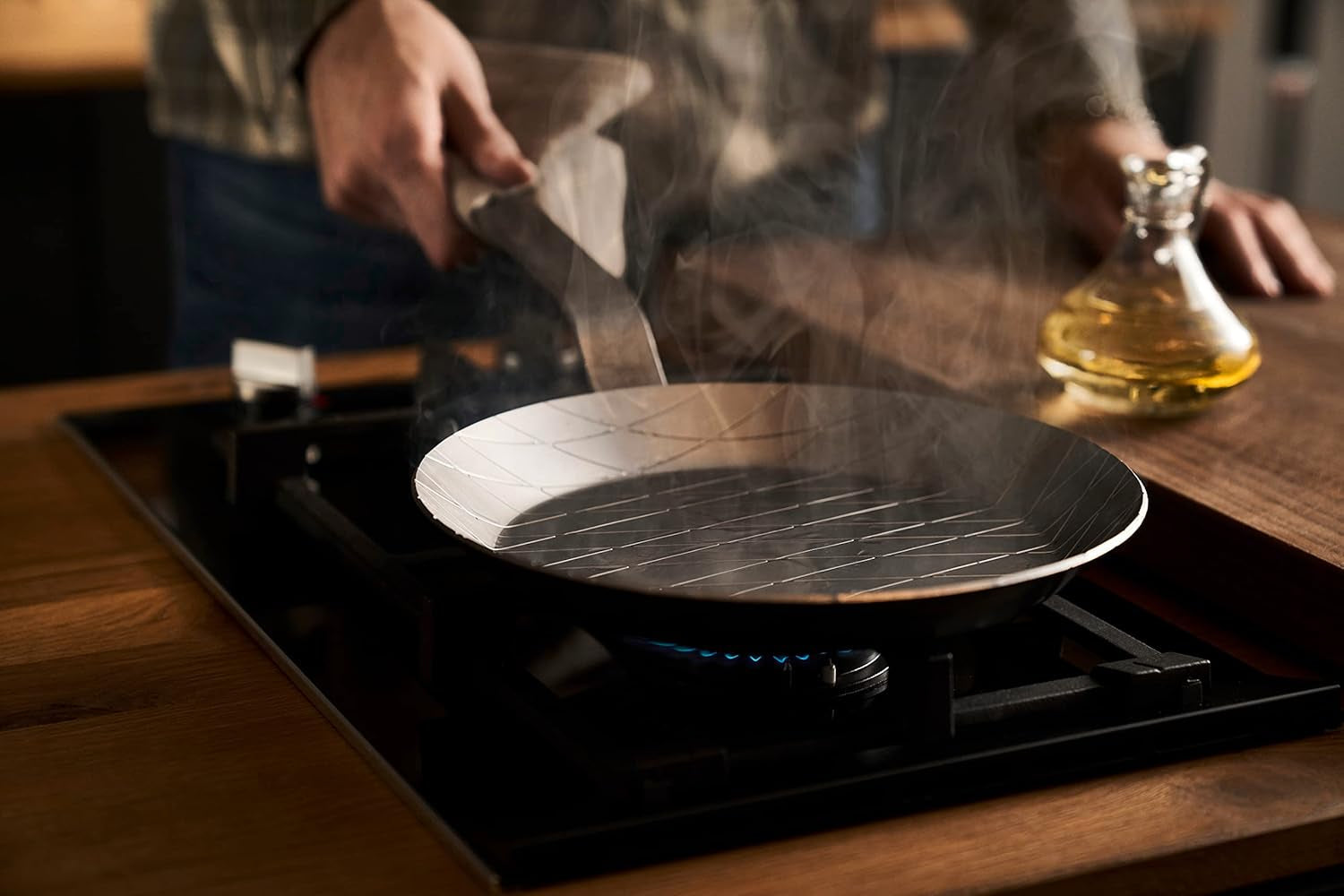 Železná pánev ZWILLING FORGE, robustní pro speciální příchutě na smažení Hrnce a pánve Naty Shop