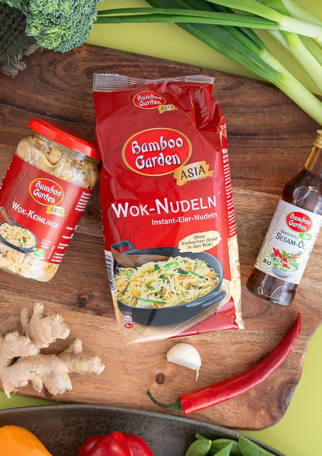 Bambusová zahrada - Wok nudle | Instantní nudle s vejcem | Mixujte, není nutné předvaření | Pro asijské wok pokrmy | 250 g v sáčku