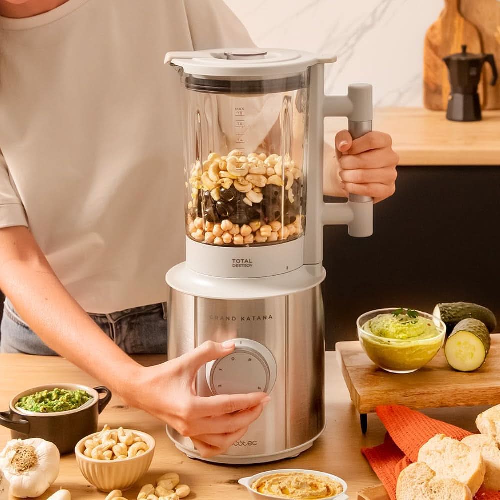 Cecotec Standmixer Grand Katana 2700MAX Total Destroy W. Maximalleistung 2700W, Gegenläufige Technologie, 8-Klingen-Messer Mit Schwarzer Titanbeschichtung, Thermoresistenter Krug 1,8L Mother and Child Naty Shop