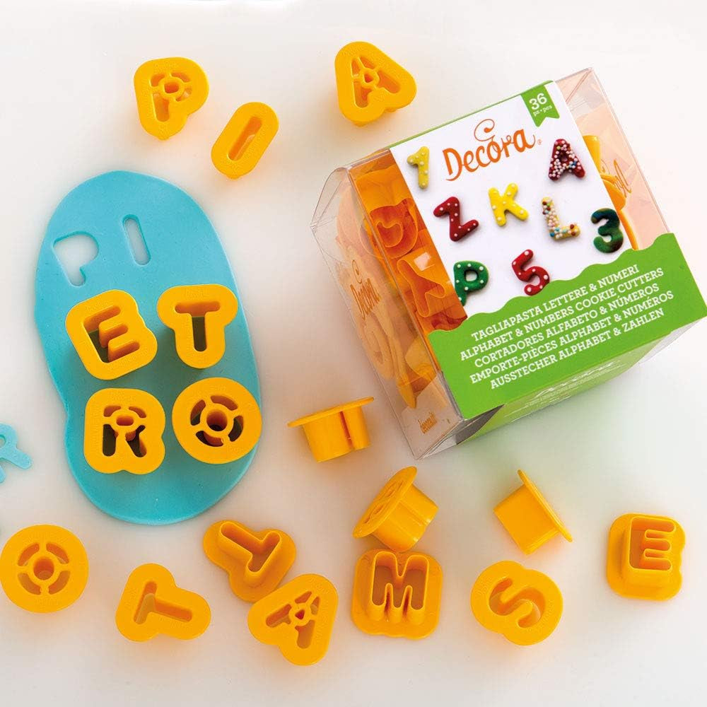 , 0255084 Kleines Buchstaben- und Zahlen-Ausstechformen-Set 2 X H 1,6, Das ideale Set zur Herstellung von Fondant- oder Gummidekorationen, Made in Italy, 36 Stück-Packung.