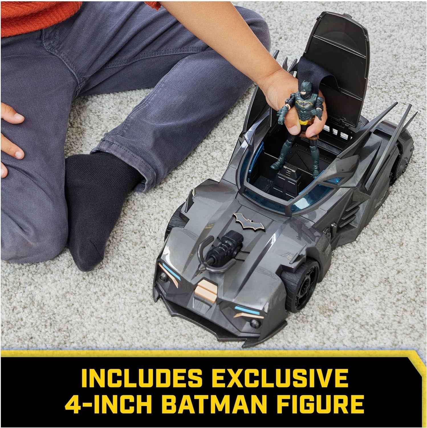 Batmobil DC Comics Batman Offroad Batmobil s katapultem s hákem a mřížkou vzadu Včetně 10cm figurky Batmana pro fanoušky superhrdinů od 4 let Akční figurky Naty Shop