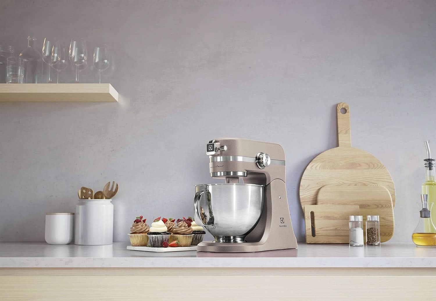 Kuchyňský robot Electrolux Assistant EKM5570, 1200W, kovové tělo, 10 rychlostí Naty Shop