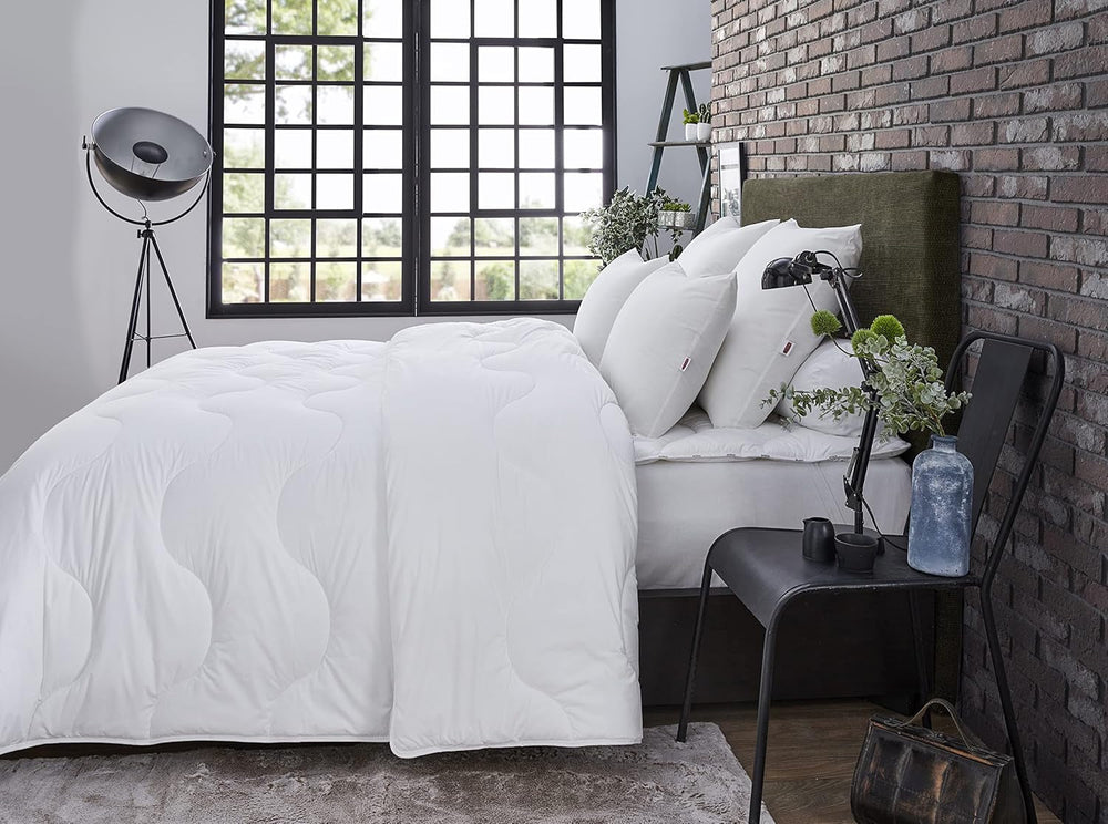 Přikrývka Maxiconfort Ultra, teplá, syntetické vlákno, 260 X 240 cm, bílá Přikrývky a přikrývky Naty Shop