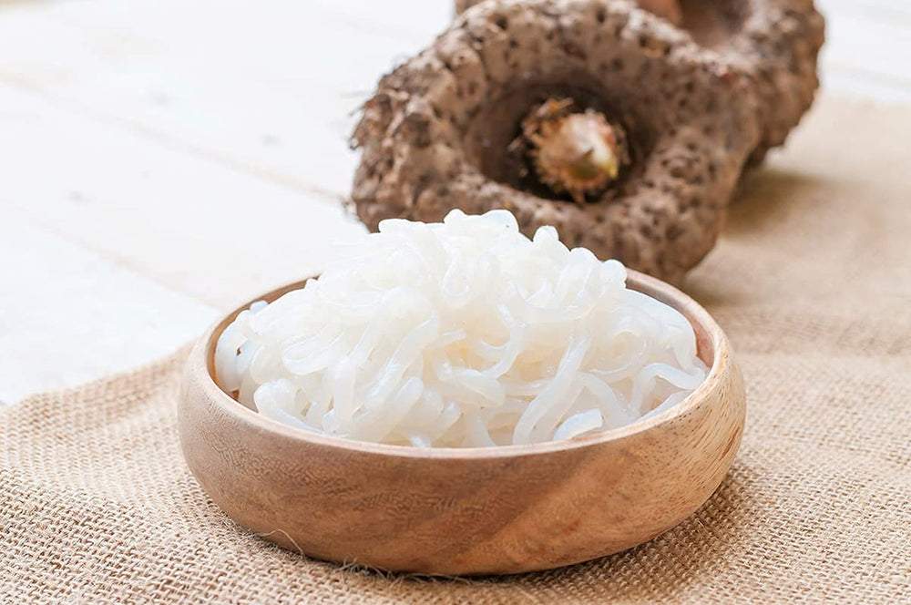 Tăiței Miyata Shirataki în stil Udon, din făină de konjac, pachet de 6 (6 x 270g)