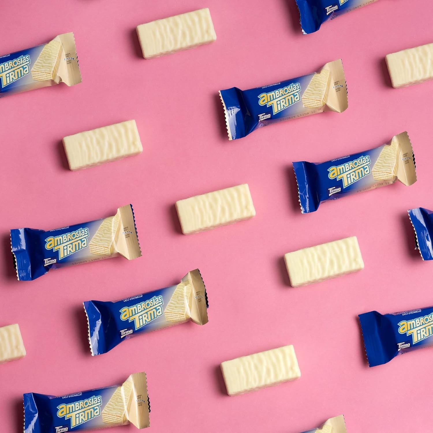 Tirma Mini White Chocolate Wafers | (16 units x 13.5g), 216g | Jemná krémová náplň | Bez GMO | Suitable for vegetarians | Jednotlivě balené | Balená svačina