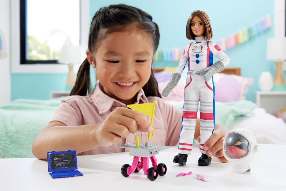Panenka k 65. výročí Barbie a 10 doplňků, sada astronautů panenky bruneta, rover na kolečkách, vesmírná helma s přizpůsobitelným hledím a další, panenky HRG45 Naty Shop