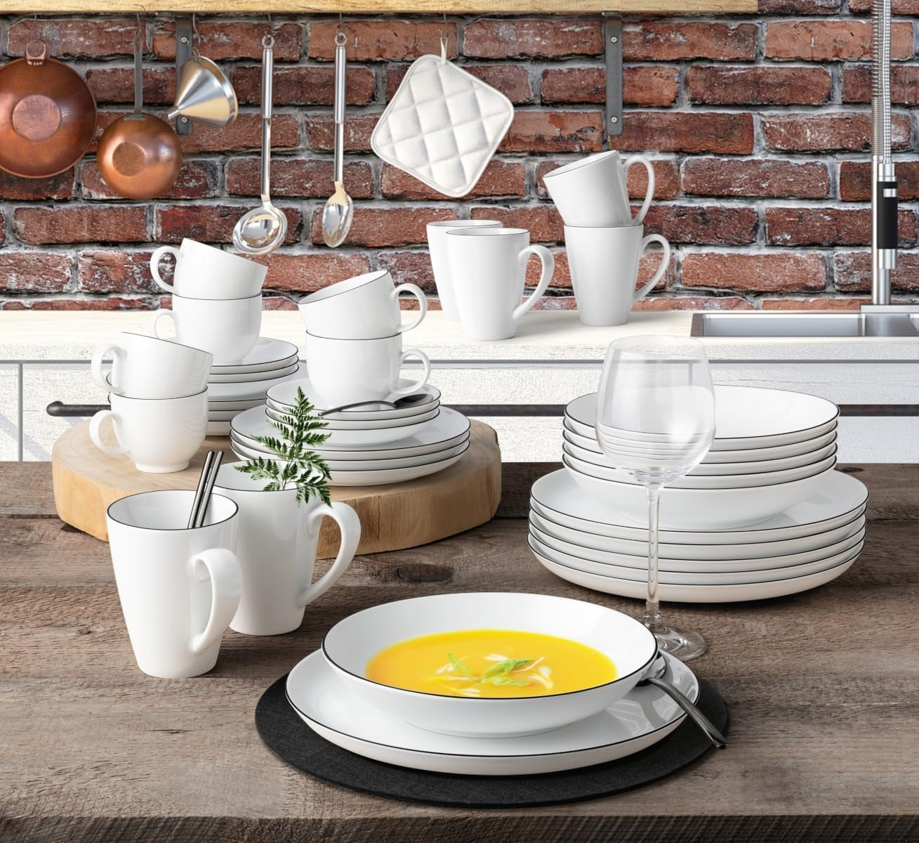 Set de veselă Seltmann Weiden 001.737148 Lido - 6 farfurii de cină + 6 farfurii de fond - 12 piese - Black Line