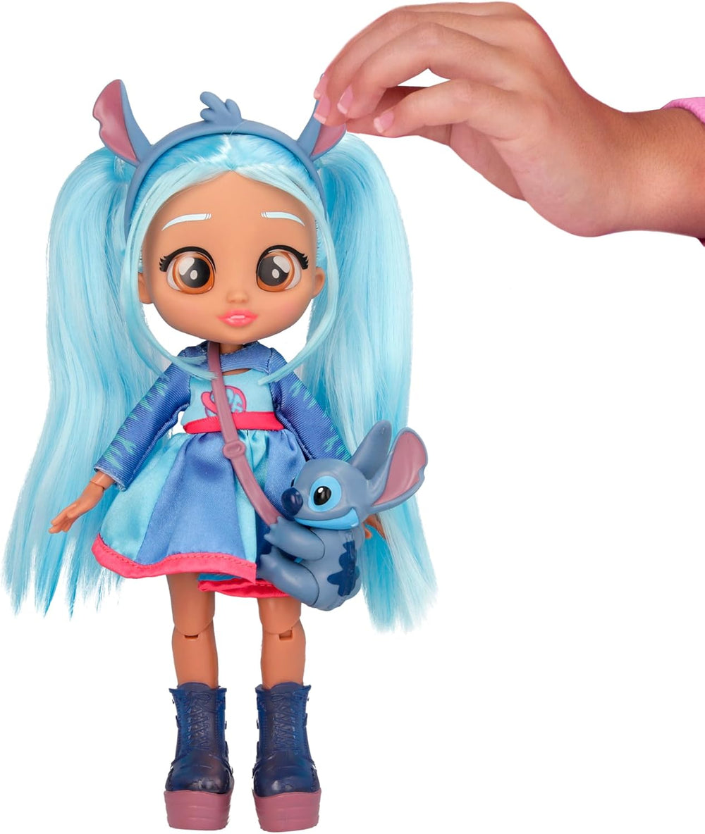 BFF od Cry Babies Disney Stitch, BFF Fashion Doll im Stitch-Outfit zum An- und Ausziehen, včetně Styling-Accessoires, Spielzeug und Geschenk für Kinder ab 3 Jahren