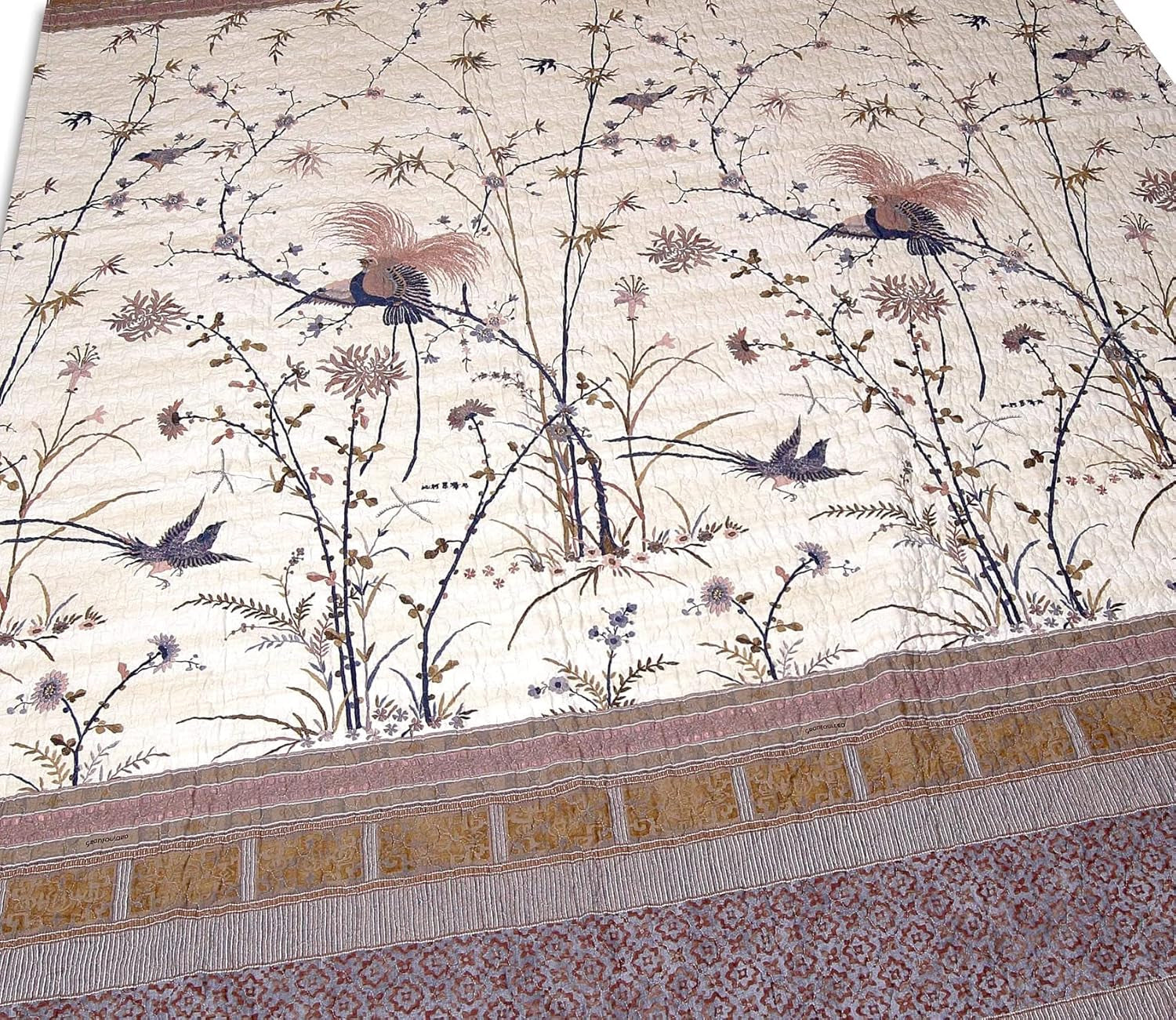 Přehoz Bassetti Fong, 100 57 vláken na cm² / výplň: 100% čistá bavlna, krémová, 220X255 cm Postele a přikrývky Bassetti