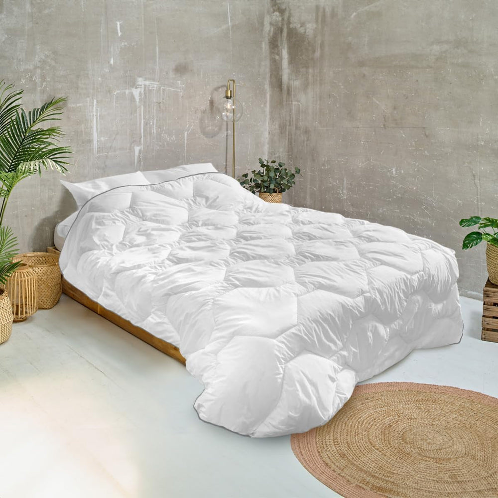 Špičková deka Bleu Câlin, velmi teplá, extra měkké psaníčko, super měkké, hotelové pohodlí, 140 X 200 cm Peřiny a přikrývky Naty Shop