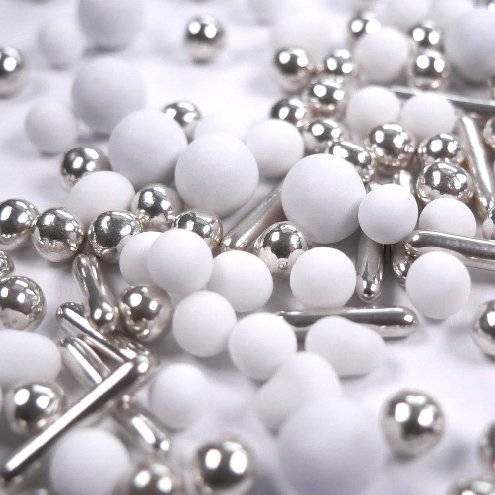 Streusel Hero Chocolate Mix Silver White Sprinkles, 40 gramů Naty Shop