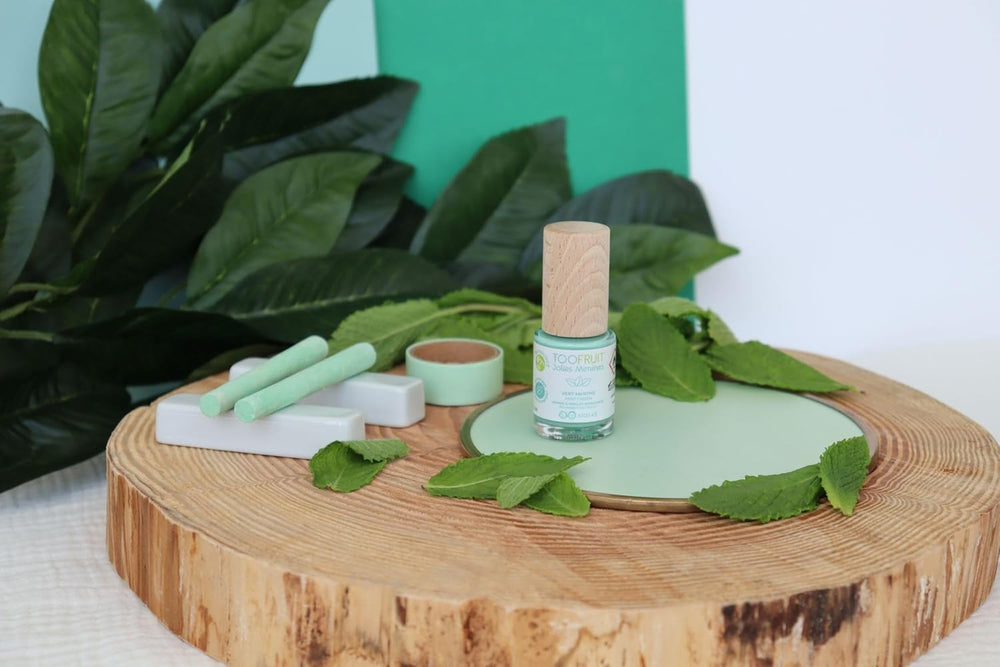 TOOFRUIT Dětský mintový lak na nehty – na vodní bázi, odnímatelný, bez rozpouštědel, netoxický a bezpečný, 100% veganský, 10 ml