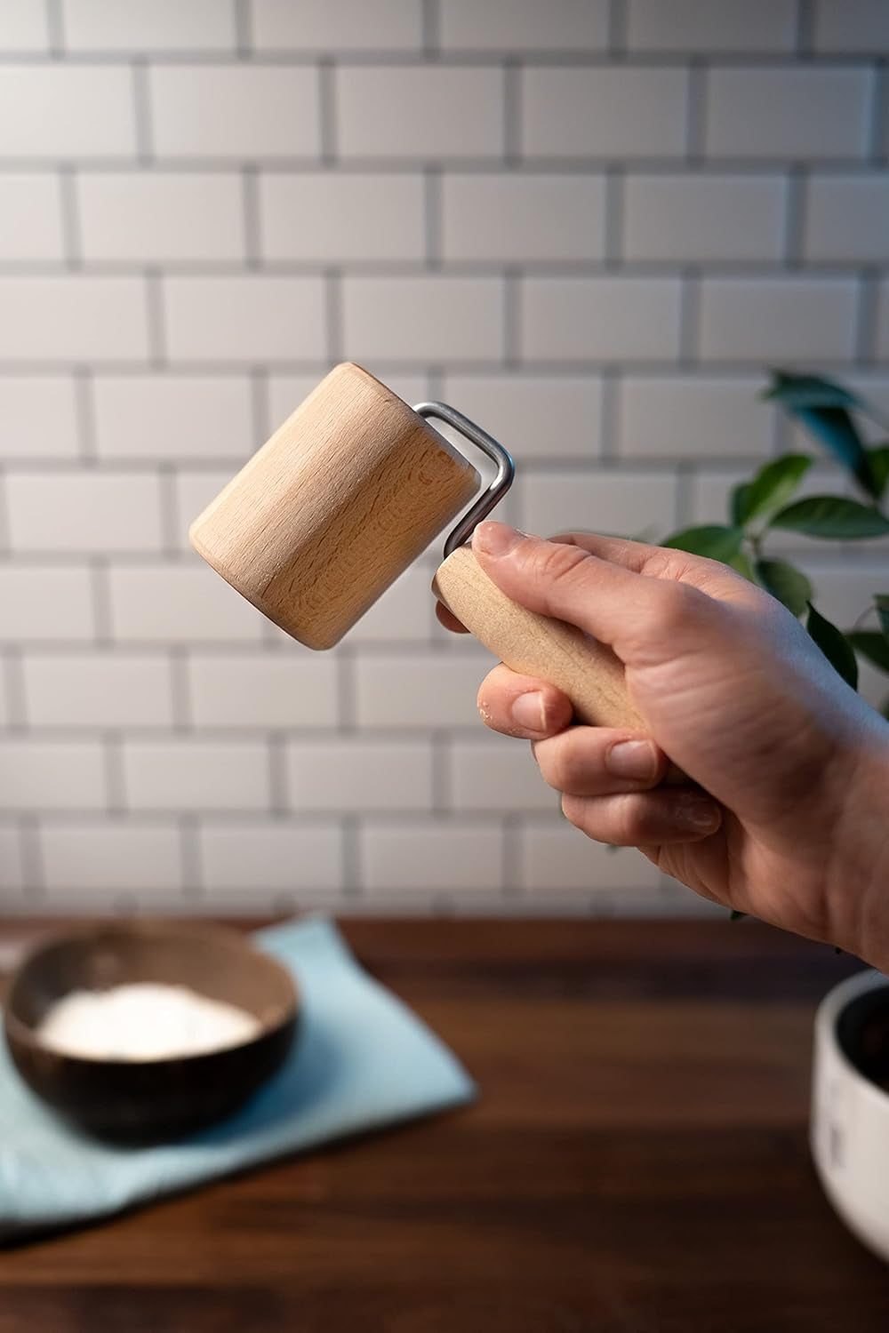 Chinchilla® Backblechroller/Teigroller zylindrisch aus Buchenholz | Der stabilní Helper für die Küche | Vyrobeno v Německu | Nachhaltige Qualität aus Deutschland | 18 x 5 cm