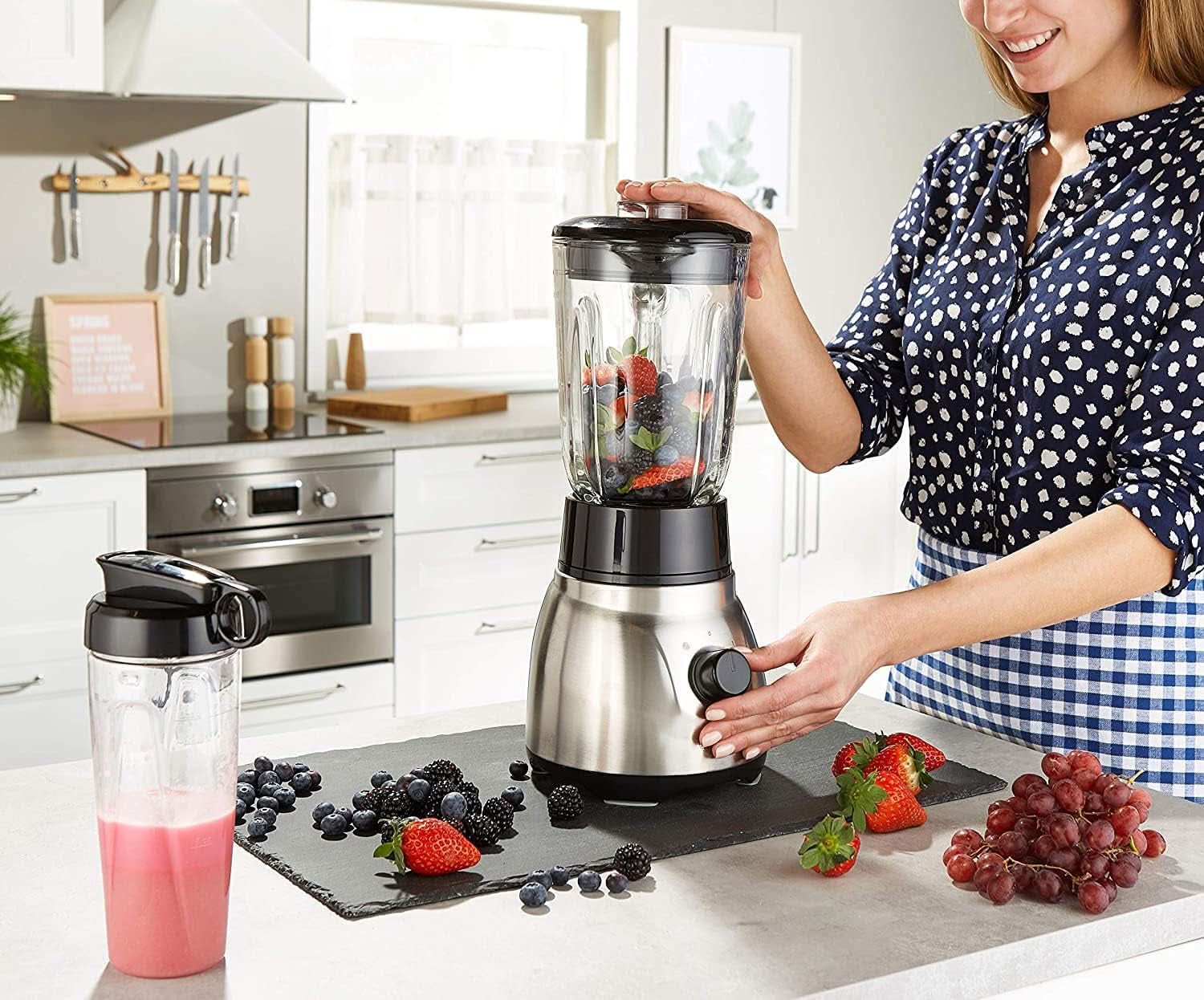 Russell Hobbs Standmixer 2-v-1 [1,5L Glasbehälter Mixer & 0,6L Mini Smoothie Maker -To-Go-Trinkflasche Inkl. Deckel] Spülmaschinenfest, Impuls-/Ice-Crush Funktion, Becher BPA Frei, Edelstahl 23821-56 Kitchen Naty Shop