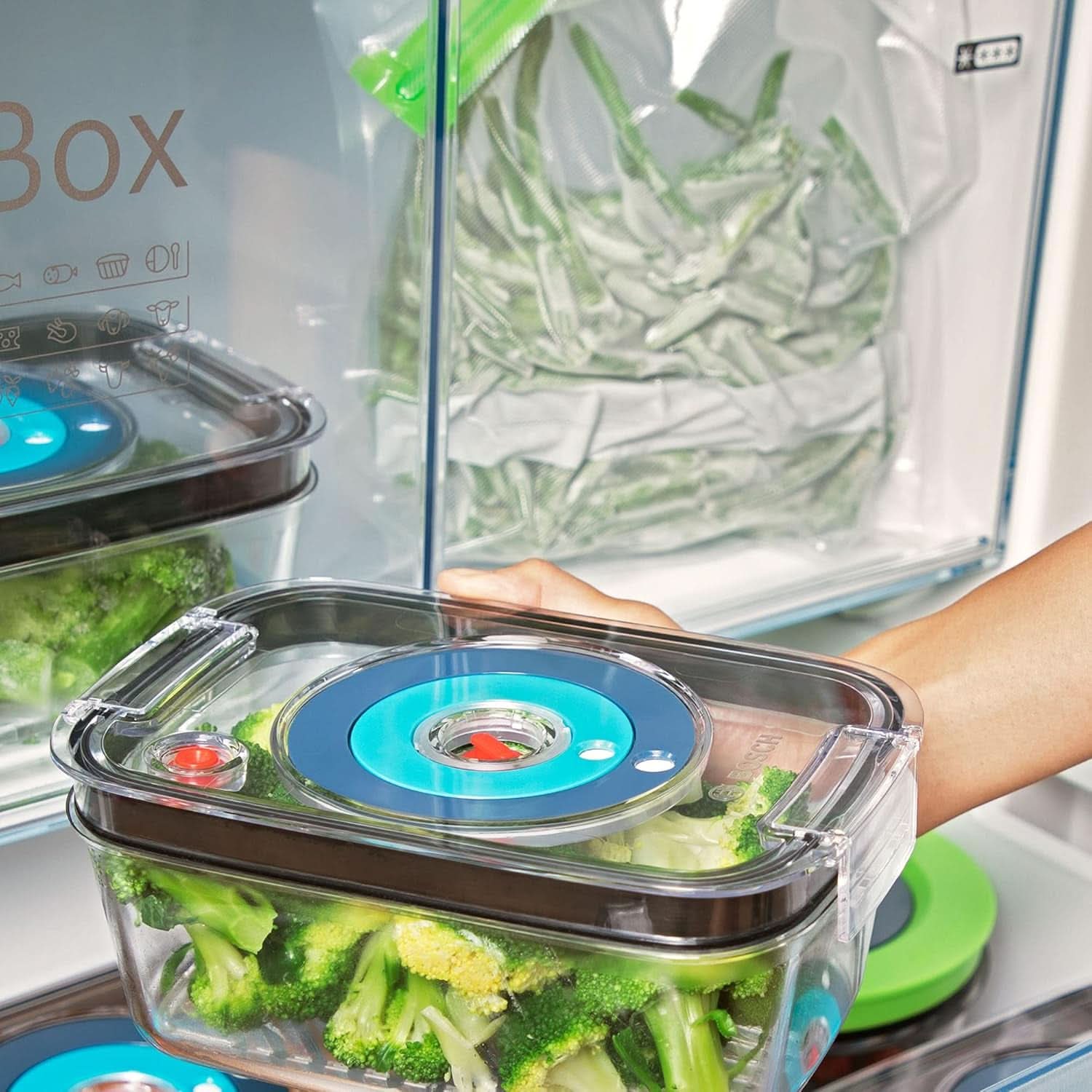 Bosch Stabmixer Ergomixx MS6CB61V1, Vakuum-Funktion, Edelstahl-Mixfuß, Mix- Und Messbecher, Vakuum-Pumpe, Vakuum-Beutel, Vakuum-Frischhaltedose, 12 Stufen plus Turbo, 1000 W, Schwarzty Shoprazit