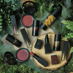 Lak na nehty Catrice MYSTIC FOREST, no. C01, zlatá, dlouhotrvající, vysoce pigmentovaná, zářící, veganská, bez mikroplastů, bez konzervantů, bez vůně, 2 balení (10 ml)